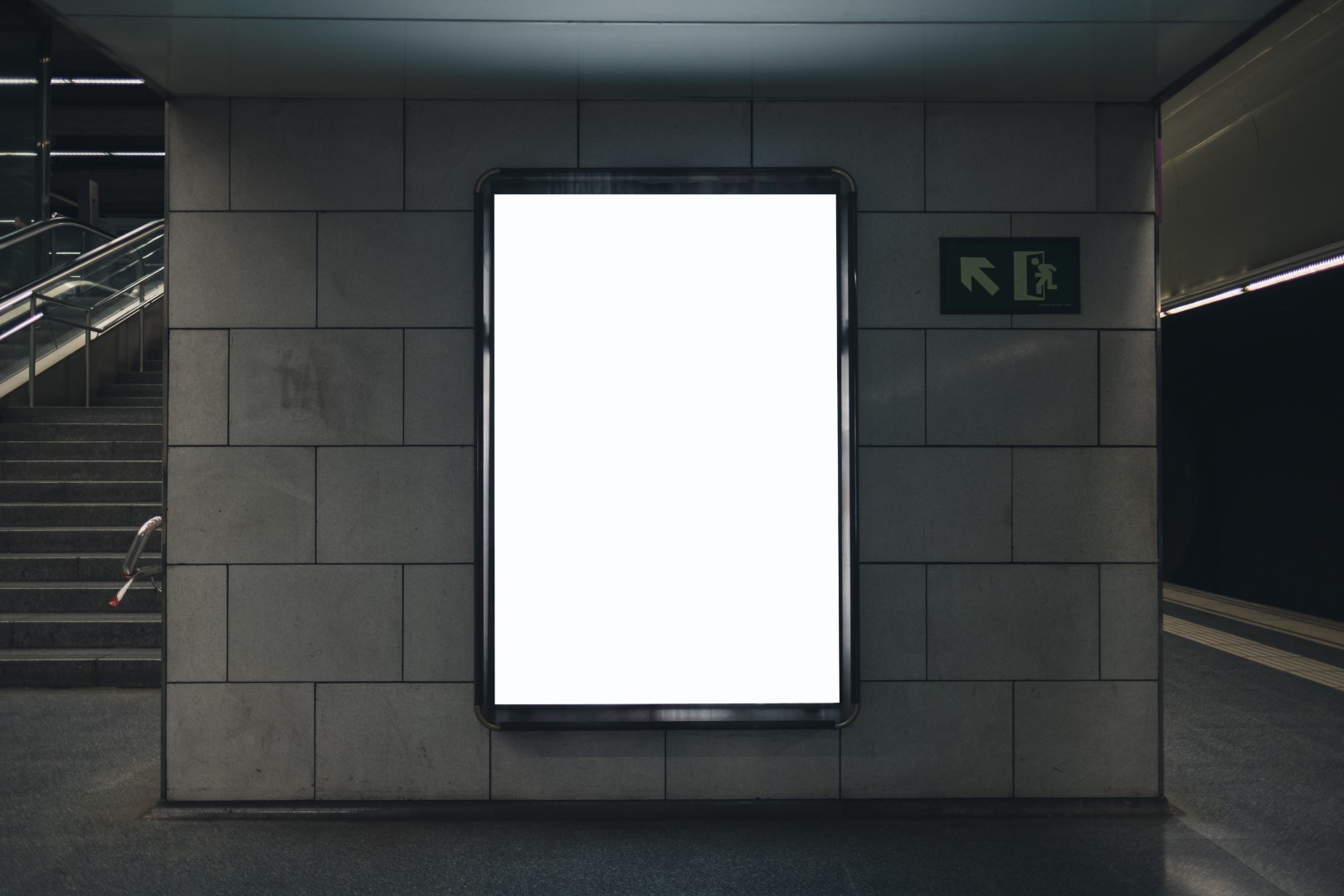 Beleuchtete Werbefläche für eine sichtbare Kampagne
